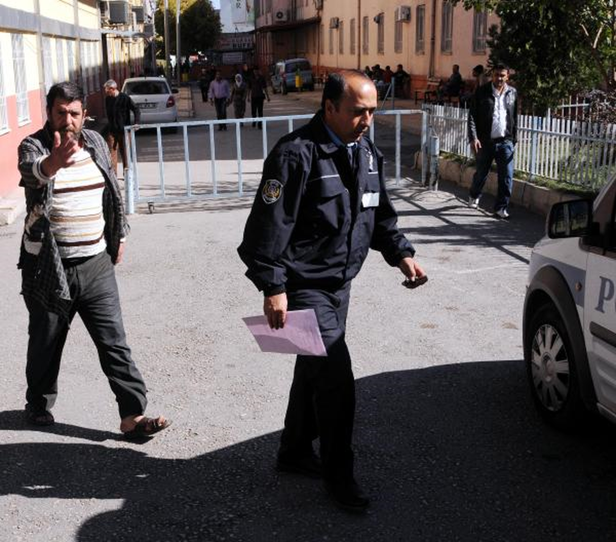 Gaziantep\'te Suriyeliler Arasında Kavga: 5 Gözaltı