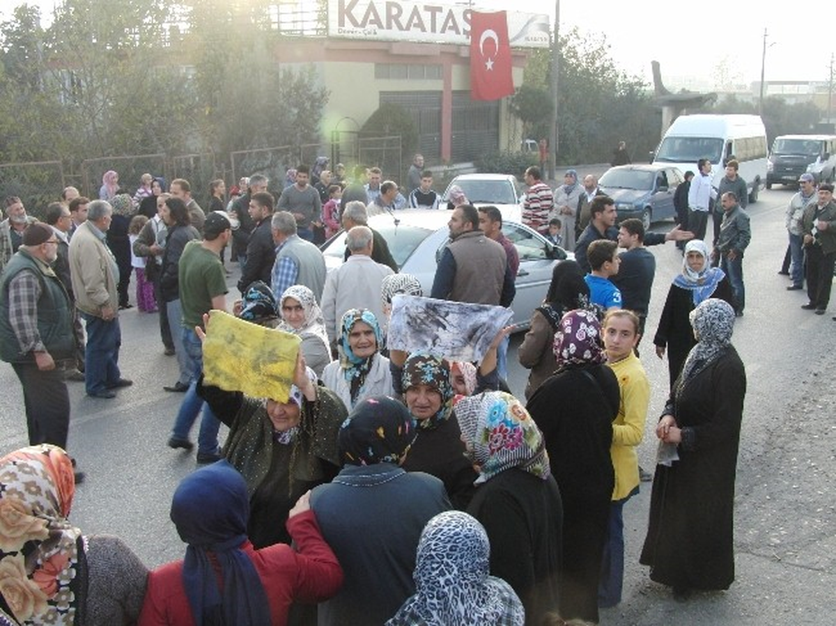 Bursa\'da Kadınlar Kömür İşletmesini Protesto Etti