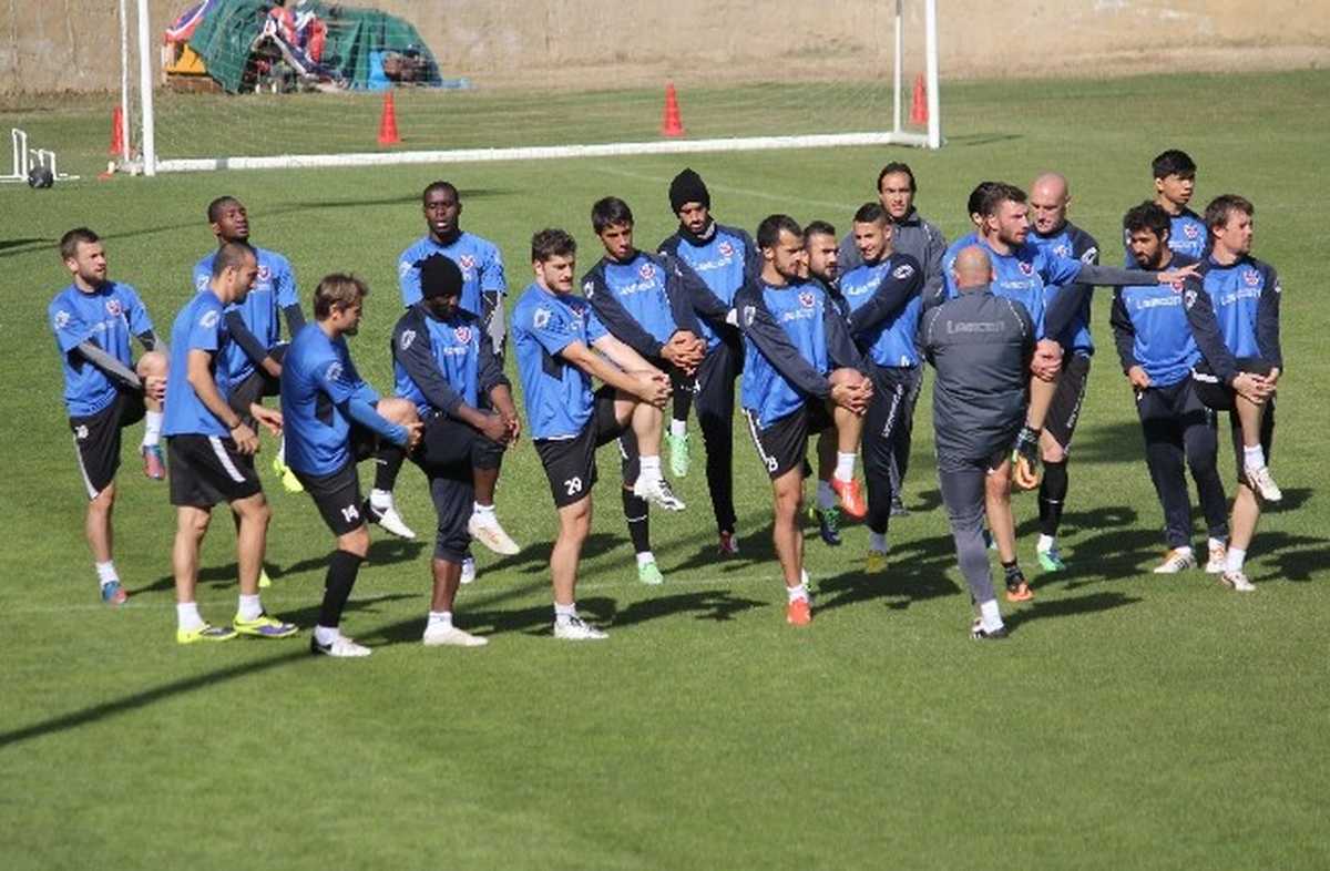 Karabükspor\'da Çifte Hazırlık