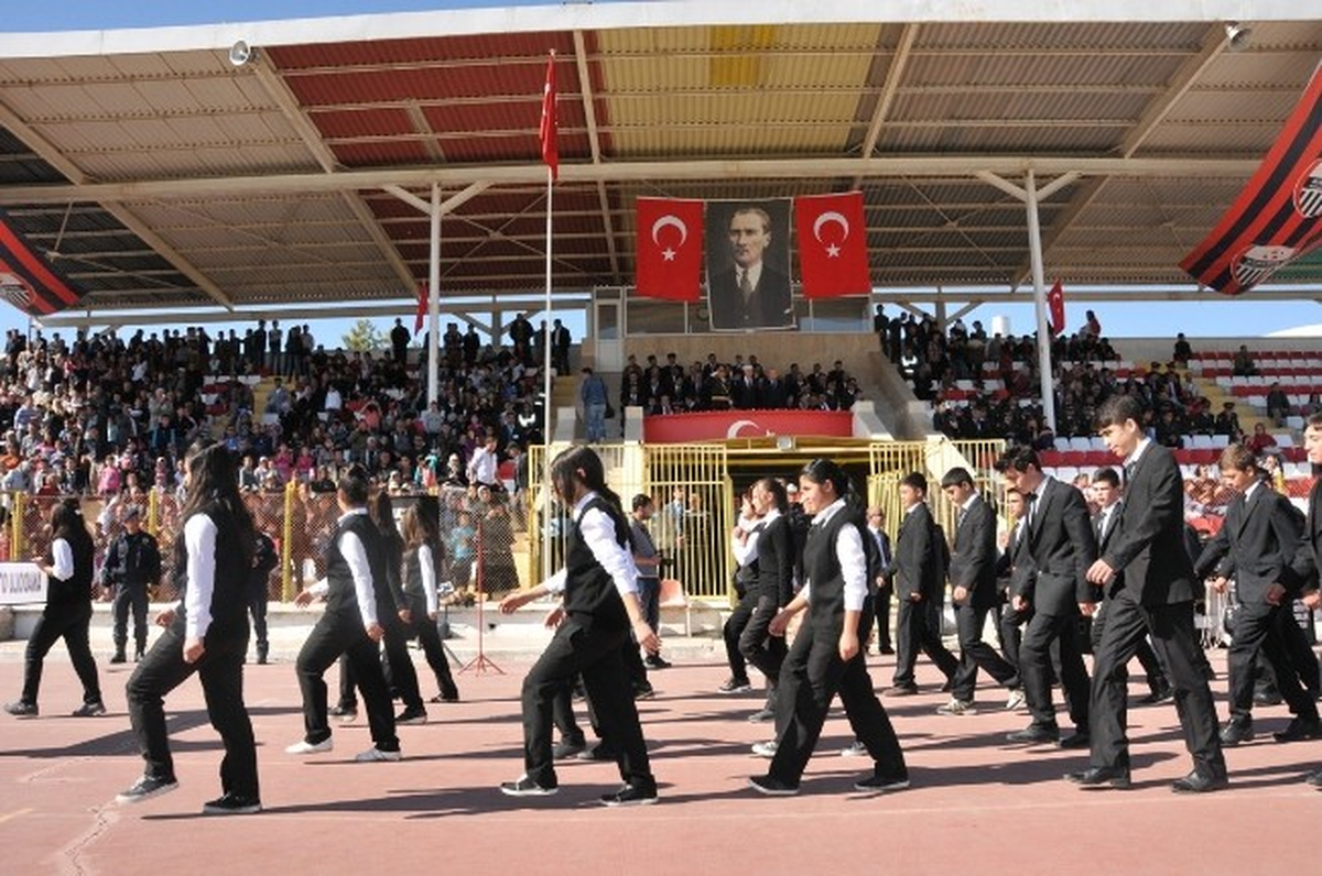 Karaman\'da Cumhuriyet Bayramı Kutlamaları