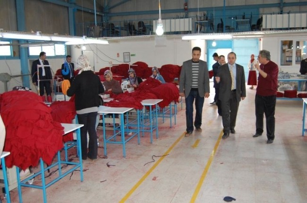 Kaymakam Kaya Tekstil Atölyesini Ziyaret Etti