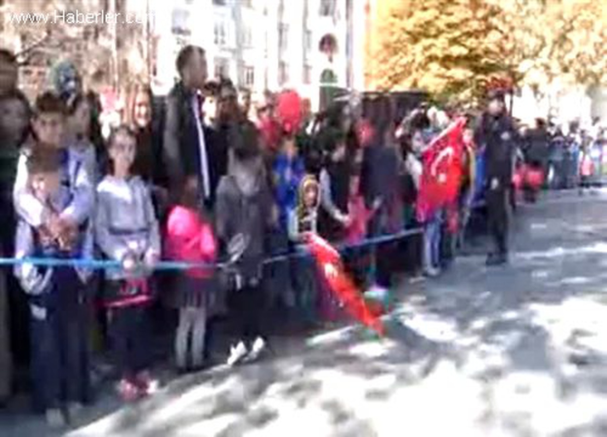 Kayseri\'de Cumhuriyet Bayramı Coşkusu
