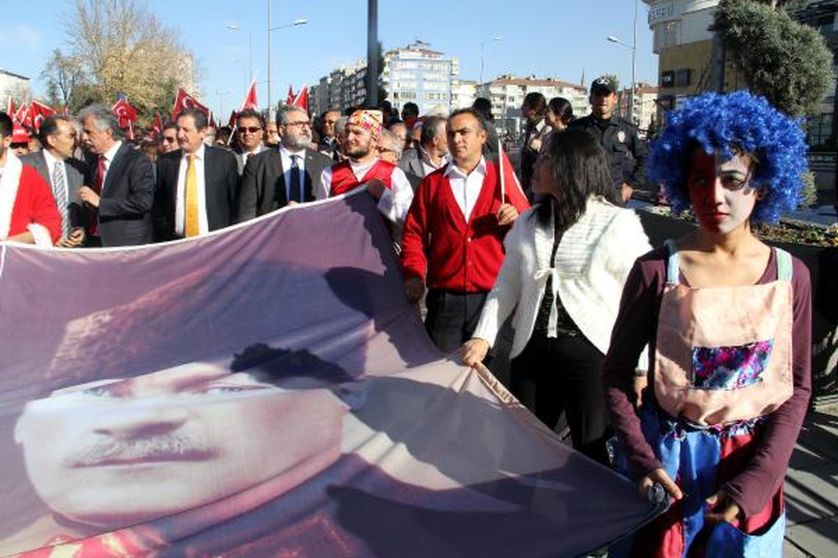 Kayseri\'de Cumhuriyet Yürüyüşü
