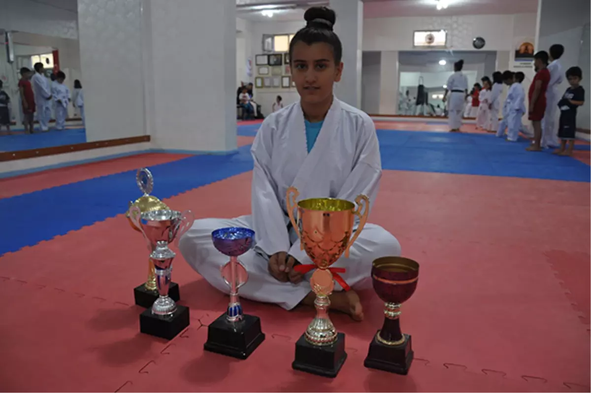 Kilo Vermek İçin Spora Başladı Şampiyon Oldu