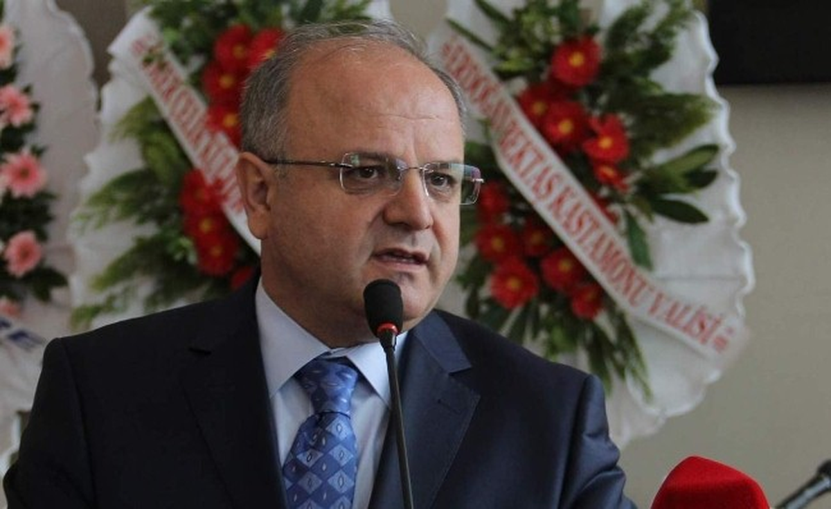 Kırşehir Valisi Çakacak\'tan Cumhuriyet Bayramı Mesajı