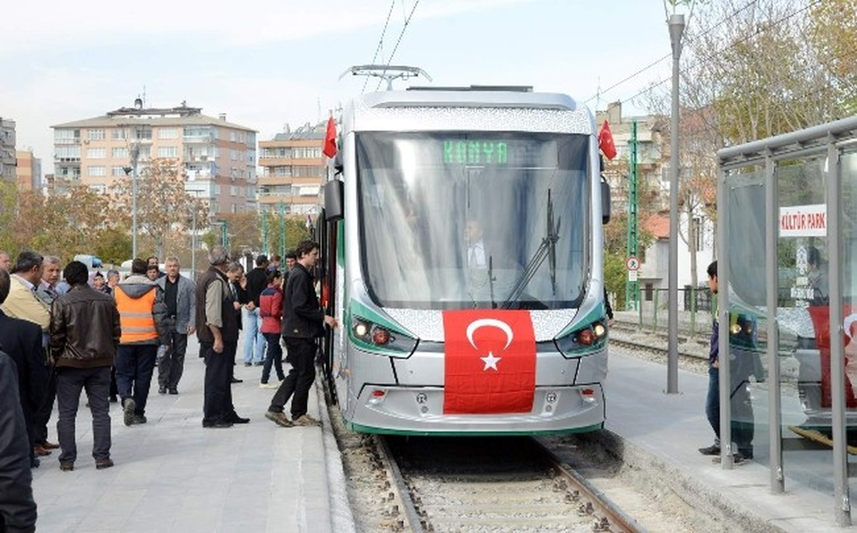 Konya Protokolü Son Model Tramvayın Deneme Sürüşüne Katıldı