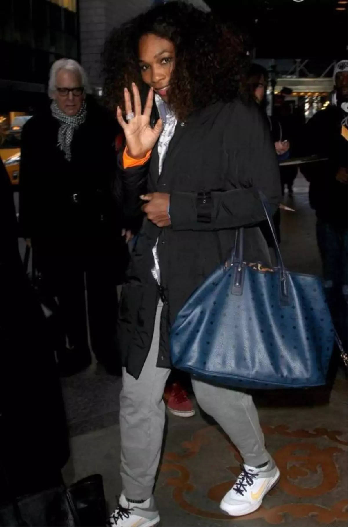 Serena Williams Koruma Ordusuyla Eğlendi