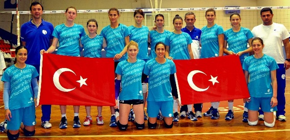 Kuğular Cumhuriyet Bayramını Kutladı
