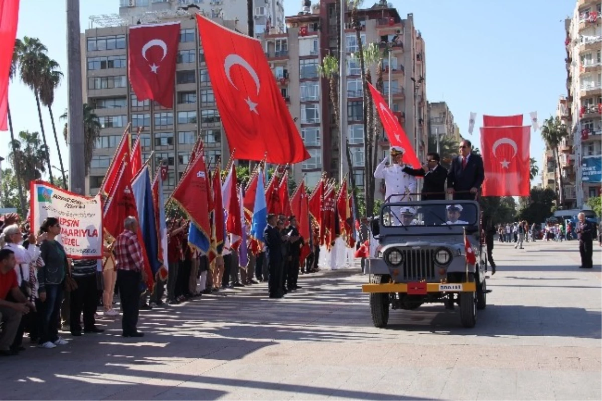 Mersin\'de Cumhuriyet Coşkusu