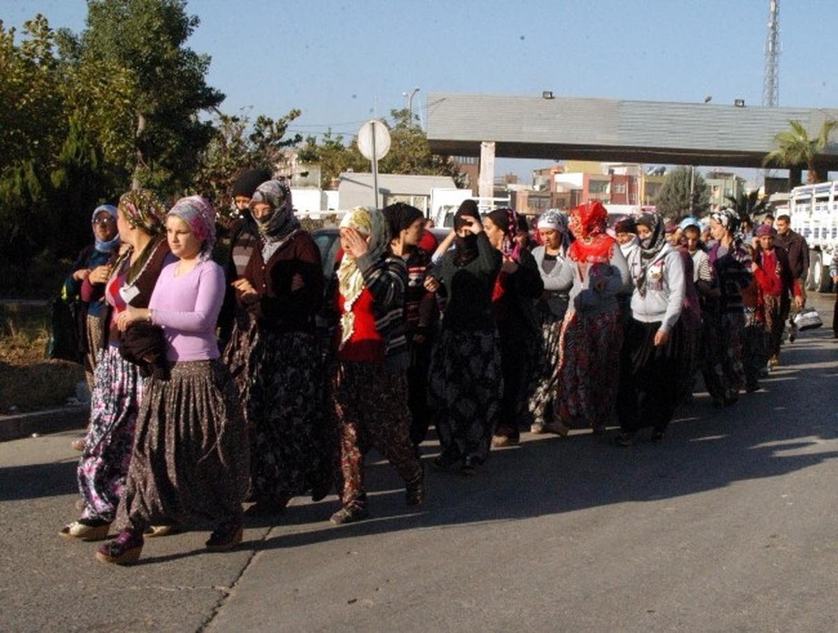 Mersin\'de Kadın İşçilerin Eylemi