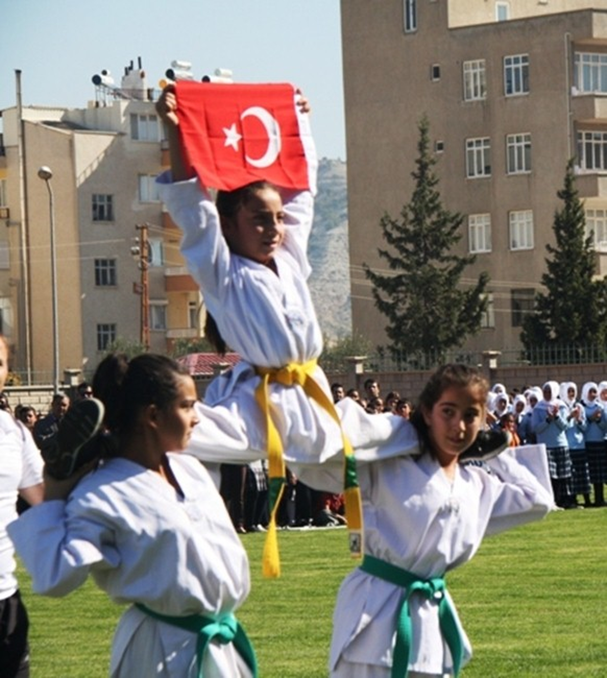 Mut\'ta Cumhuriyet Bayramı Coşkusu