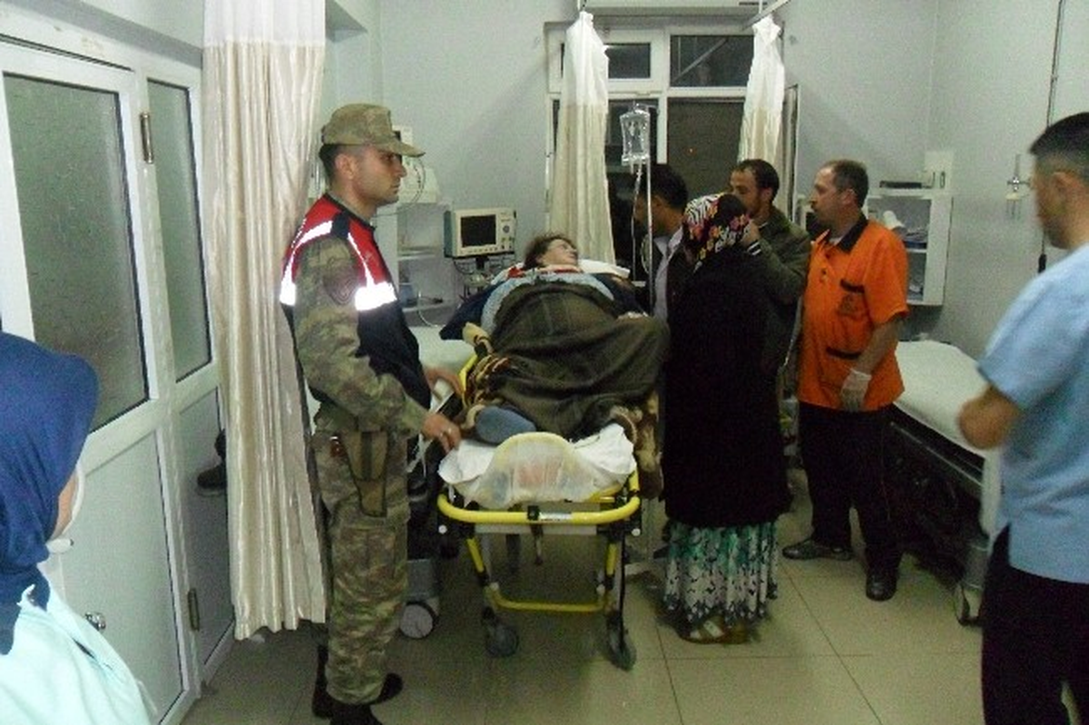 Öldü Sanılan Kadın, Jandarma Tarafından Kurtarıldı