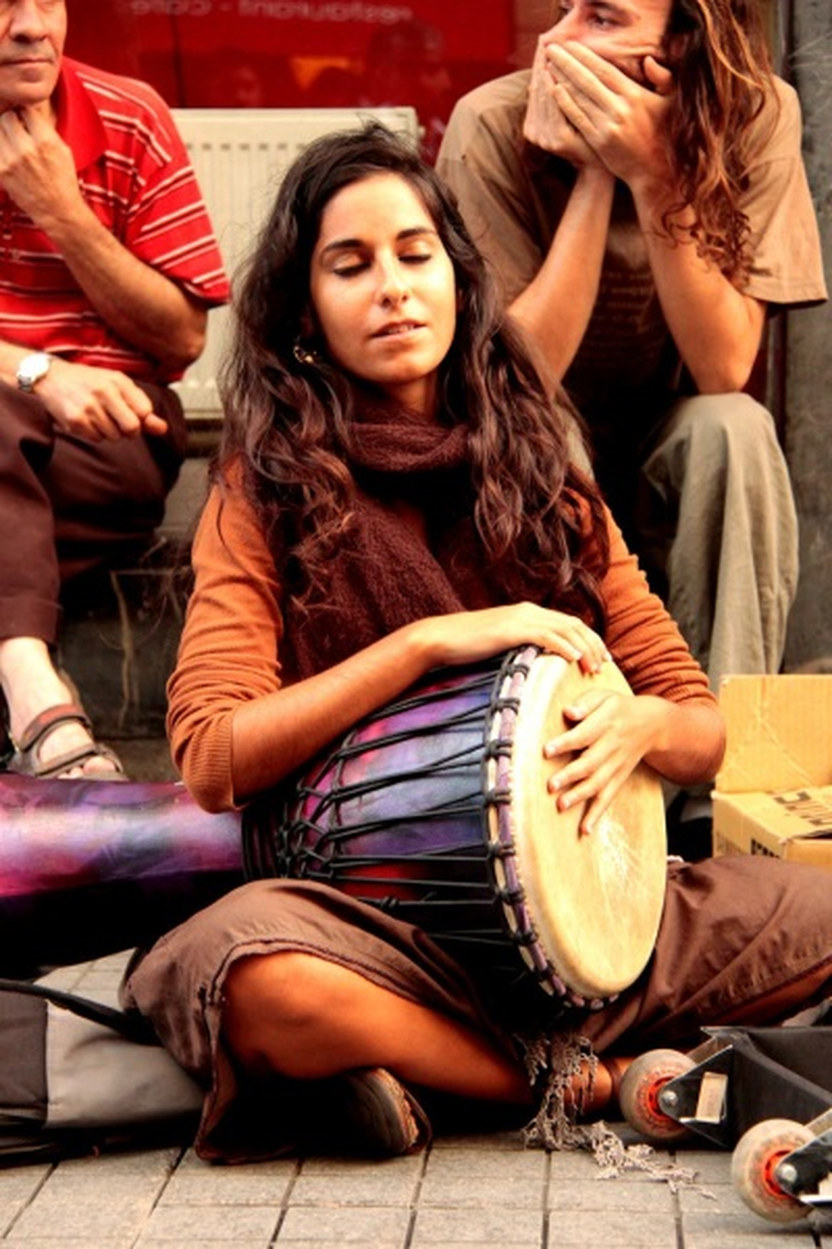 Pera Cafe'de Genç Çarşamba Konseri