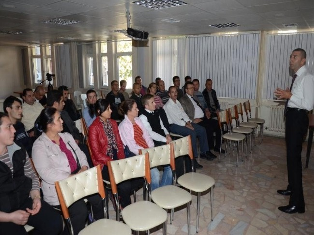 Polislere "Pozitif Düşünce" Semineri