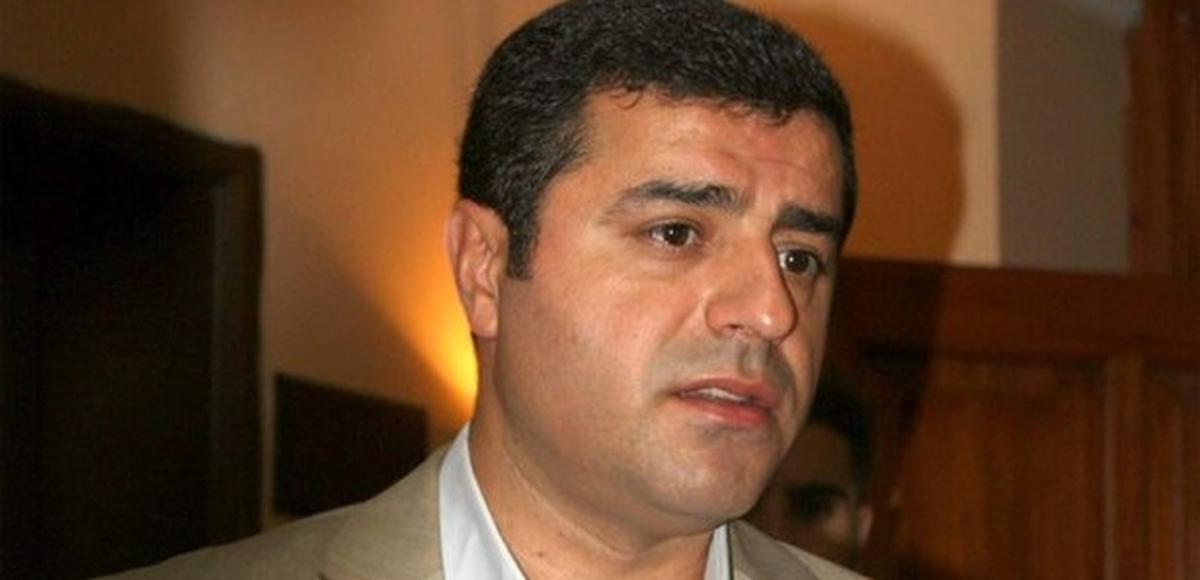 Selahattin Demirtaş, \'Sınırları Değiştirmeden Çözüm Mümkün\'