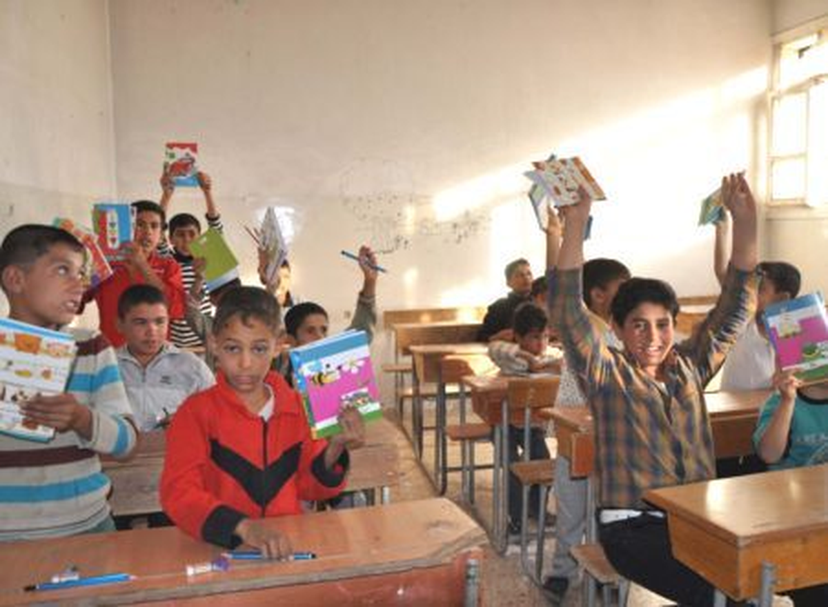 Suriyeli Öğrencilere Kırtasiye Yardımı