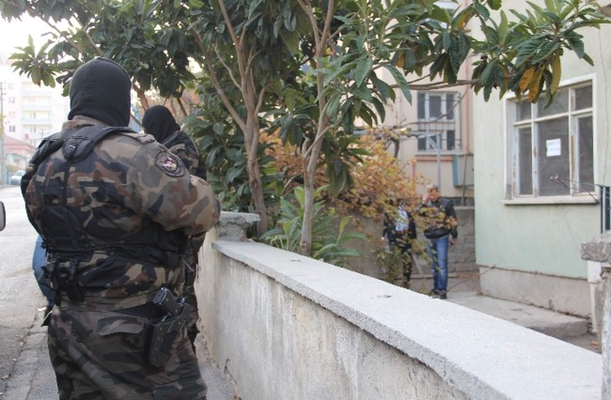 Uyuşturucu Tacirlerine Poyrazlı Şafak Operasyonu
