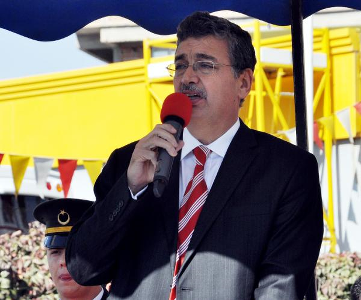 Vali Güvenç: Suruç Tüneli, Övünülecek Eserdir