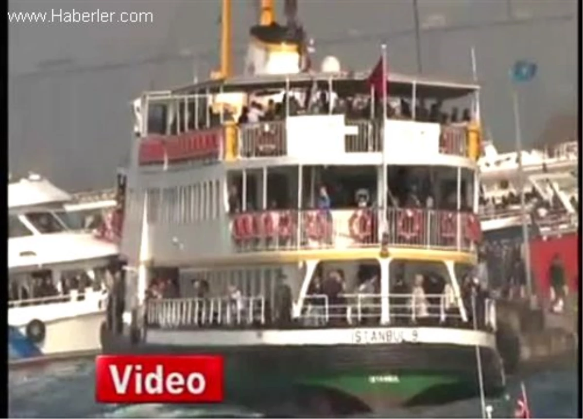 Vatandaşlar Marmaray\'ı Görmek İçin Tören Alanına Akın Etti