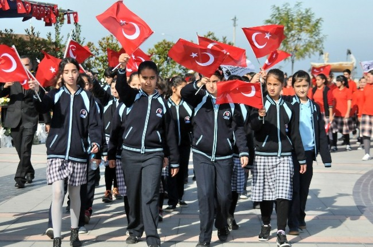 Yalova\'da Cumhuriyet Bayramı Kutlandı