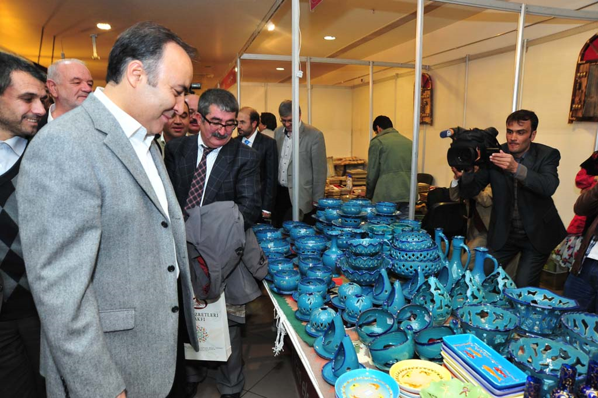 1.Erdebil El Sanatları ve Turizm Fuarı Açıldı