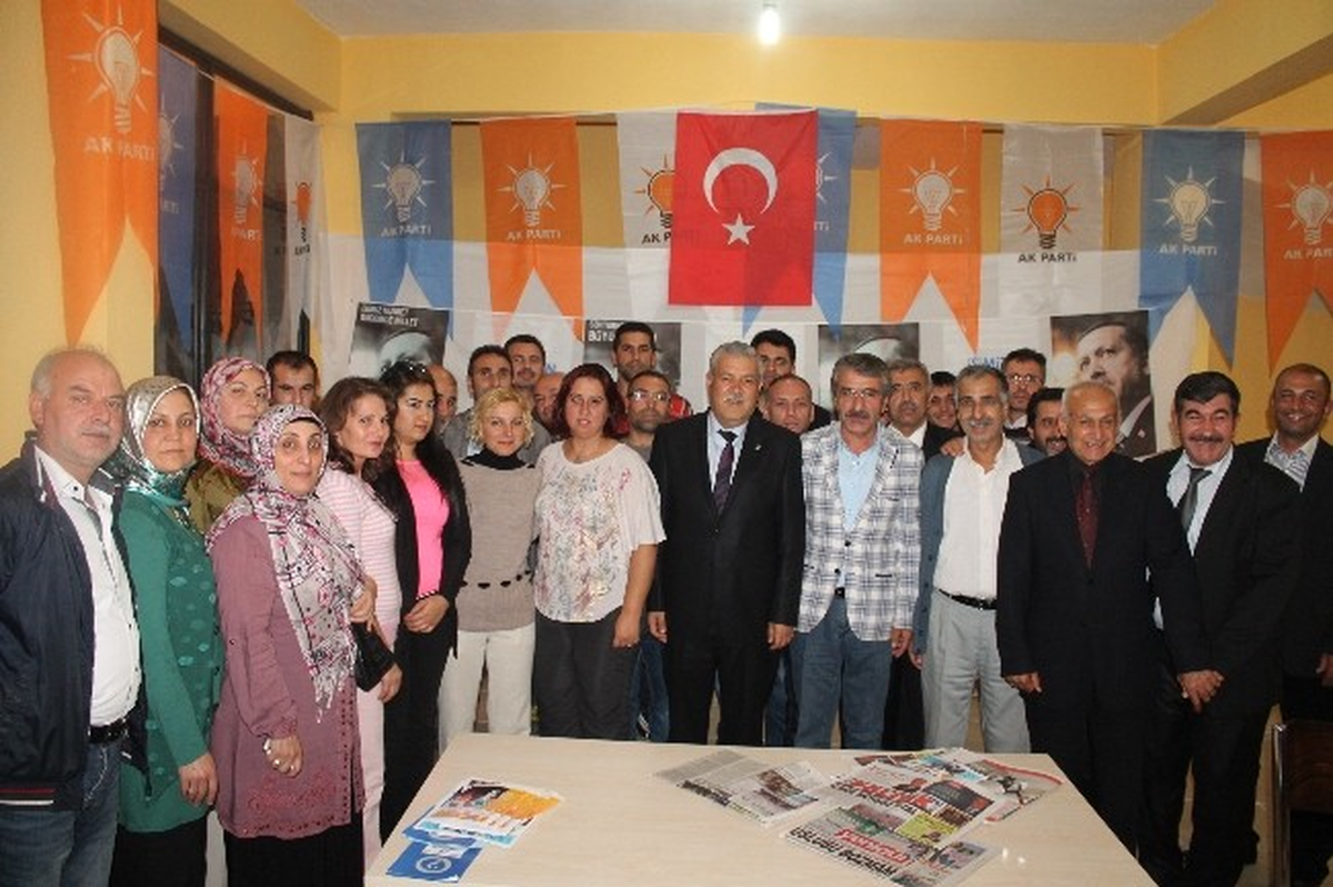 AK Parti\'li Aday Adayı Hakkı Atila Kararlı