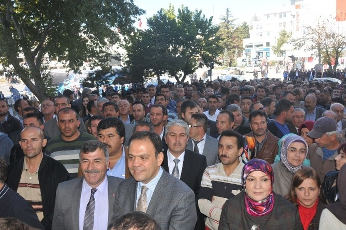 Akdoğan, Adaylığını Açıkladı