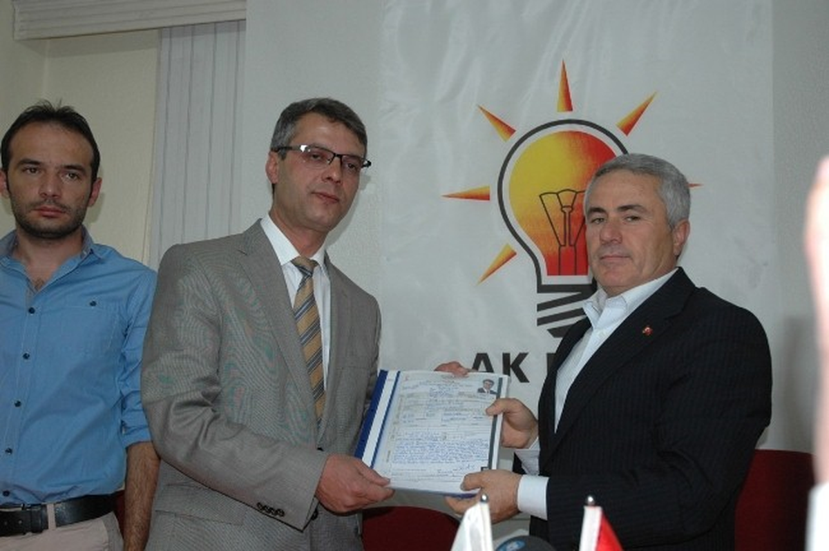 Başkanı Ayaz, Aday Adaylık Başvurusunu Yaptı