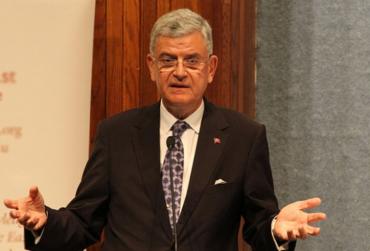 Başörtülü Milletvekili Tartışması