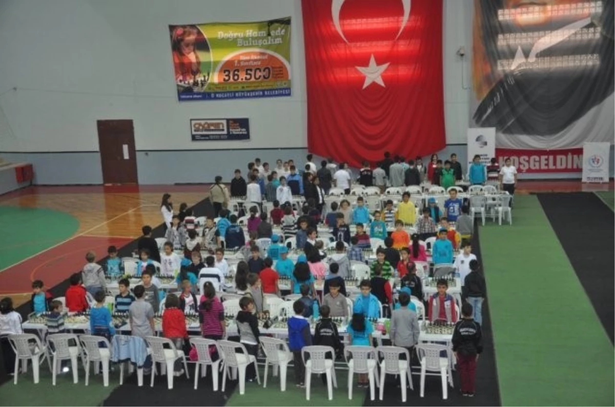 Büyükşehir\'li Satranççılar Cumhuriyet Kupası\'nda da Dereceler Kazandı