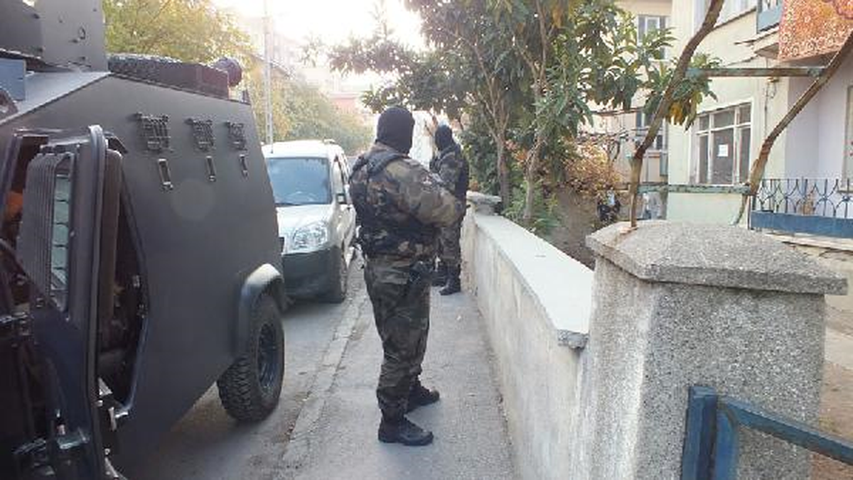 Çorum\'da Uyuşturucu Operasyonunda 16 Kişi Tutuklandı