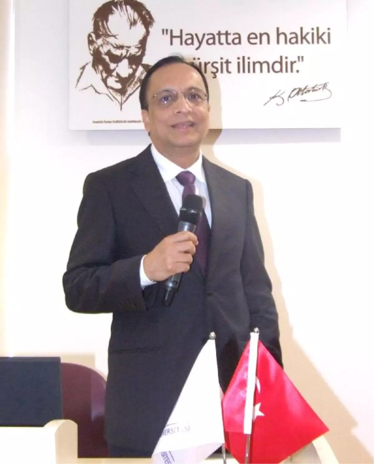 Dünyada Her Gün 200 Kız Erken Gebelikten Ölüyor