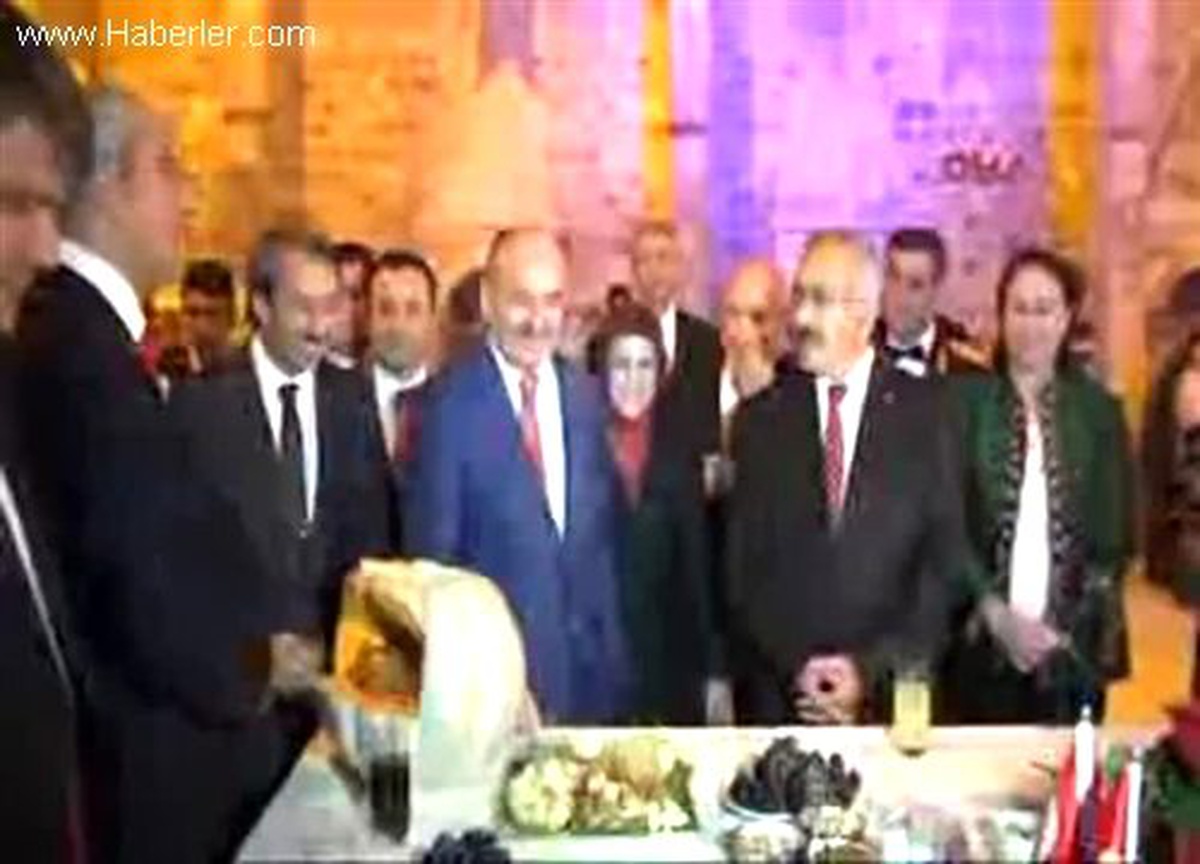 Edirne\'de Cumhuriyet Resepsiyonu Düzenlendi