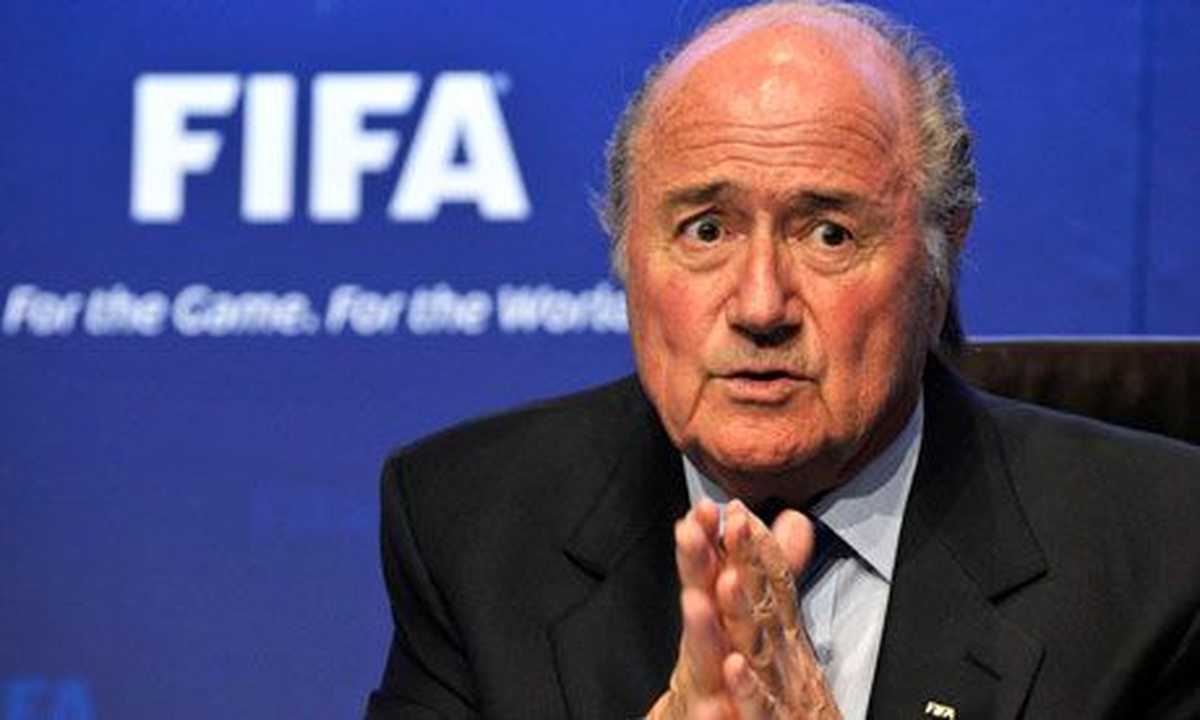FIFA Başkanı Sepp Blatter\'e Real Madrid\'den Özür Dilemesine Rağmen Protestolar Devam Ediyor