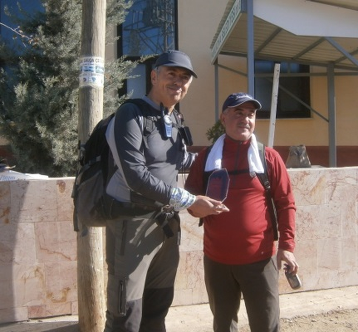 GEDOSK\'tan Doğa Rehberine Plaket Verildi