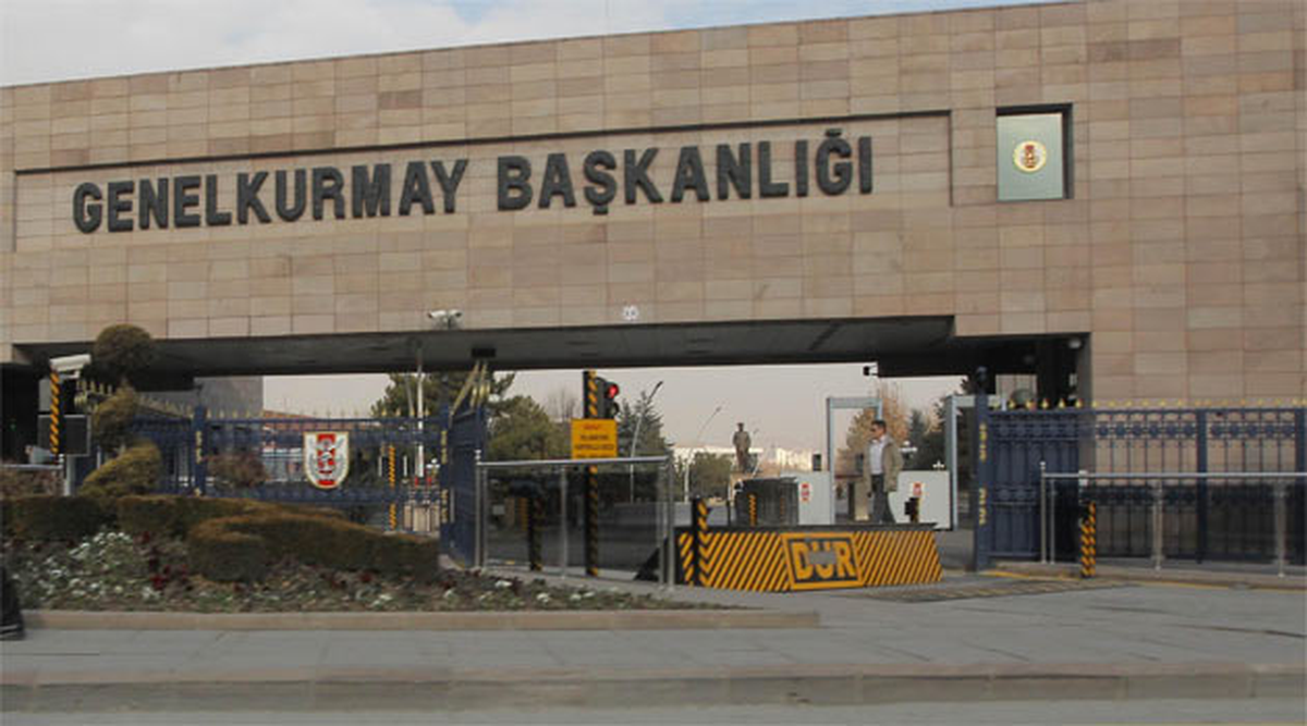 Genelkurmay: "İzinli Bir Er, Bölücü Örgütün Gençlik Yapılanması Ydg-H Üyesi Tarafından Bıçaklandı"