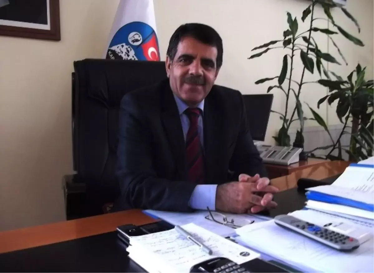 Kars Belediye Başkanı Nevzat Bozkuş'un 30 Ekim Kars'ın Kurtuluşu Mesajı