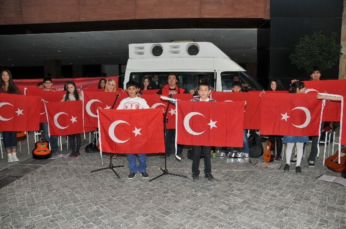 Keçiören\'de Cumhuriyet Bayramı Coşkusu