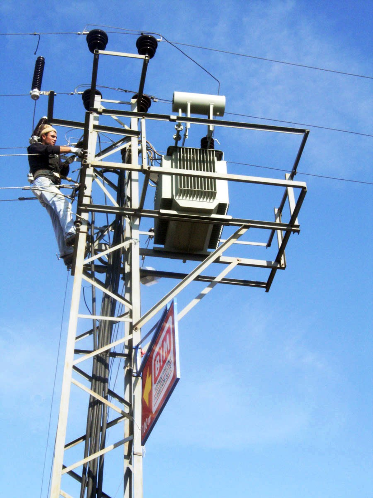 Kozluk Ve Sason\'da Elektrik Kesintisi