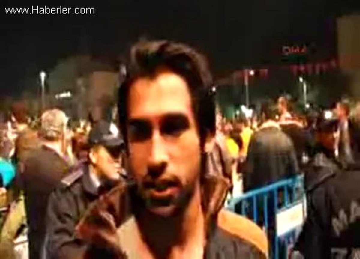 Manisa\'da Cumhuriyet Etkinliklerinde Olay Çıktı