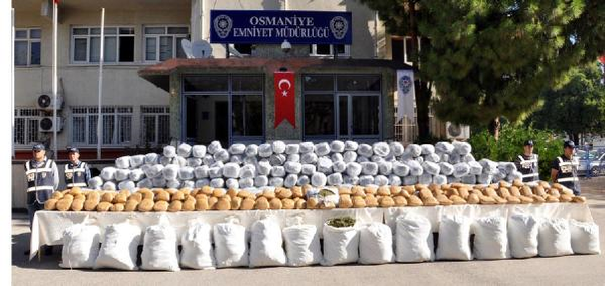 Osmaniye\'de 1 Ton 625 Kilo Esrar Ele Geçirildi