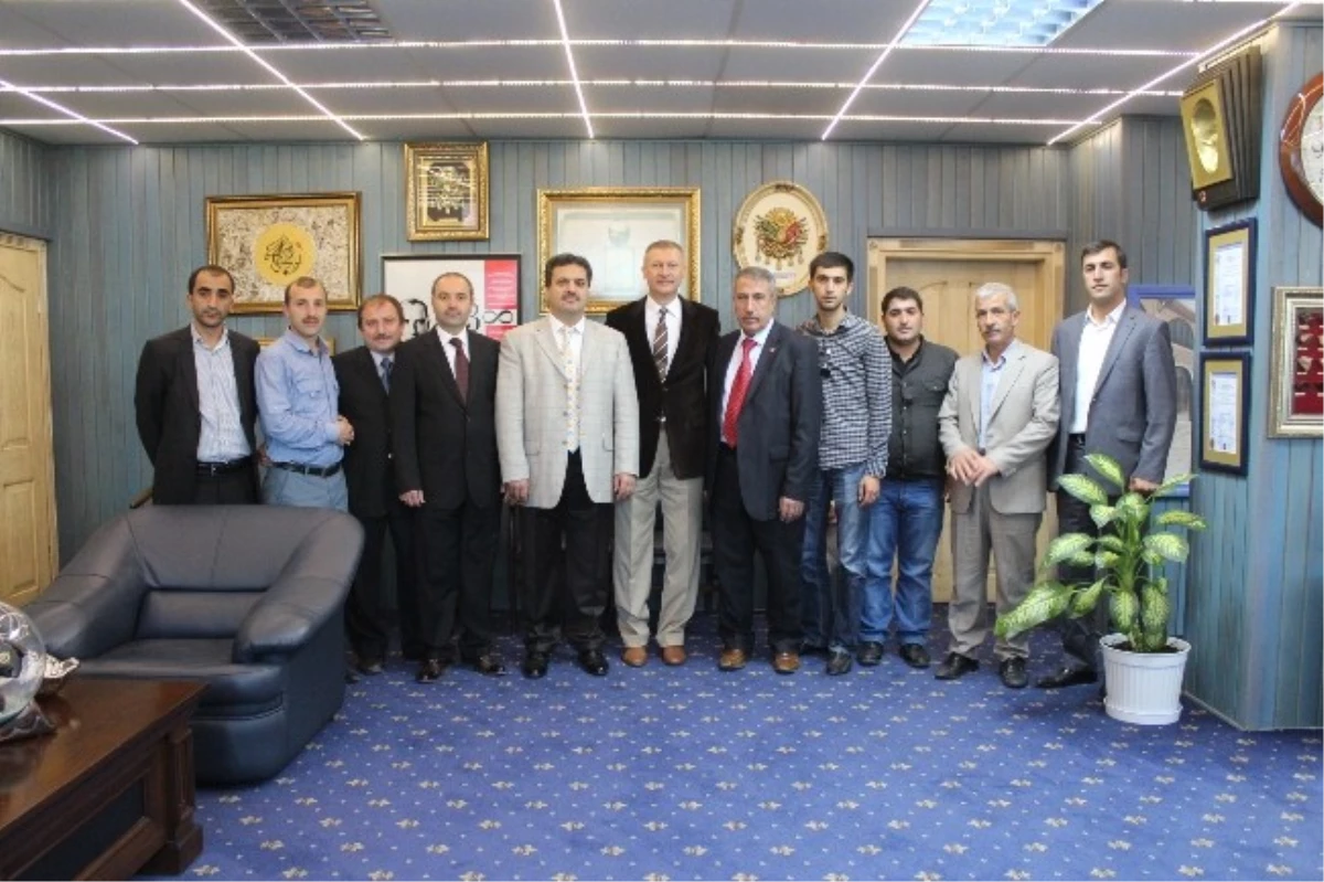 Özcan Kolejinin Misafirlerinden Edremit Belediyesine Ziyaret