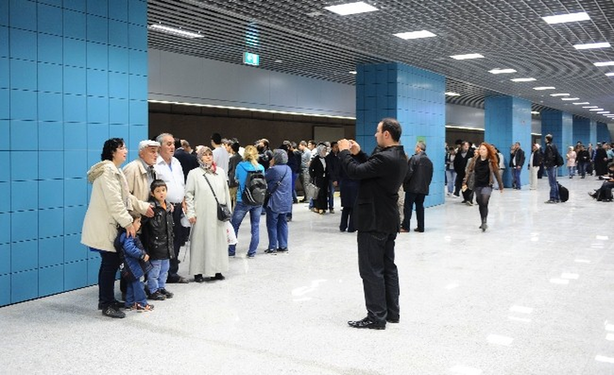 (Özel Haber) Denizin Altından Kıta Değiştirme Yarışı