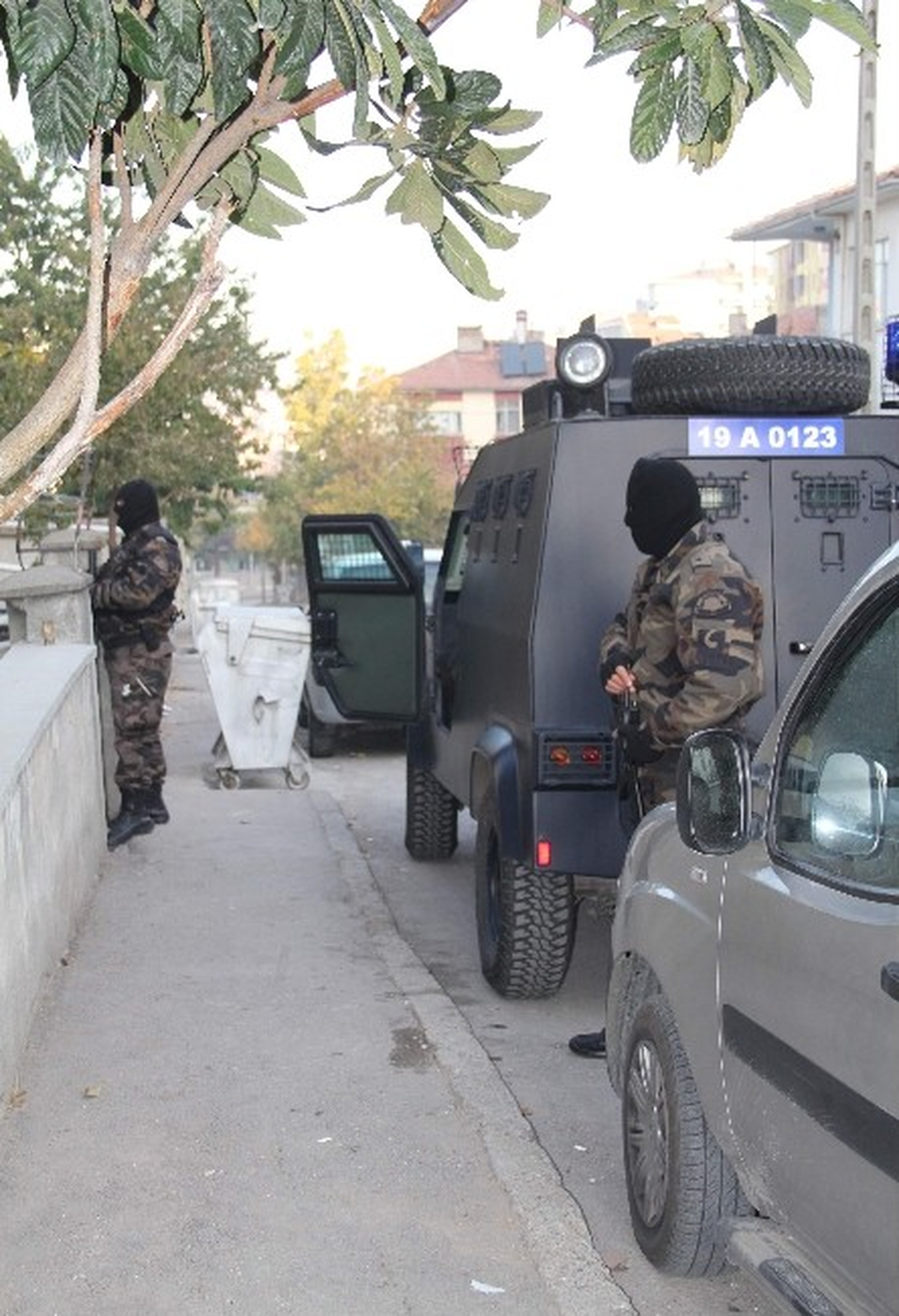 Şafak Operasyonunda 16 Tutuklama