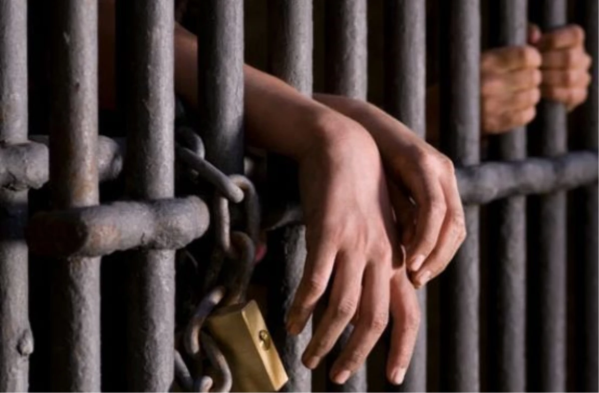 Sakarya\'dan Bandırma Cezaevine 108 Hükümlü Sevkedildi