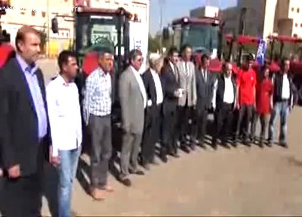 Şanlıurfa\'da 23 Çiftçiye Traktör Dağıtıldı