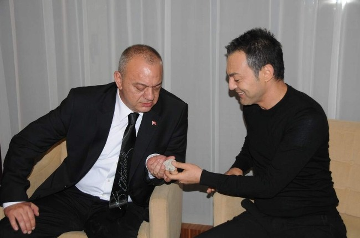 Serdar Ortaç: Yaşanan Olayların Ahmet Kaya\'yla İlgisi Yok
