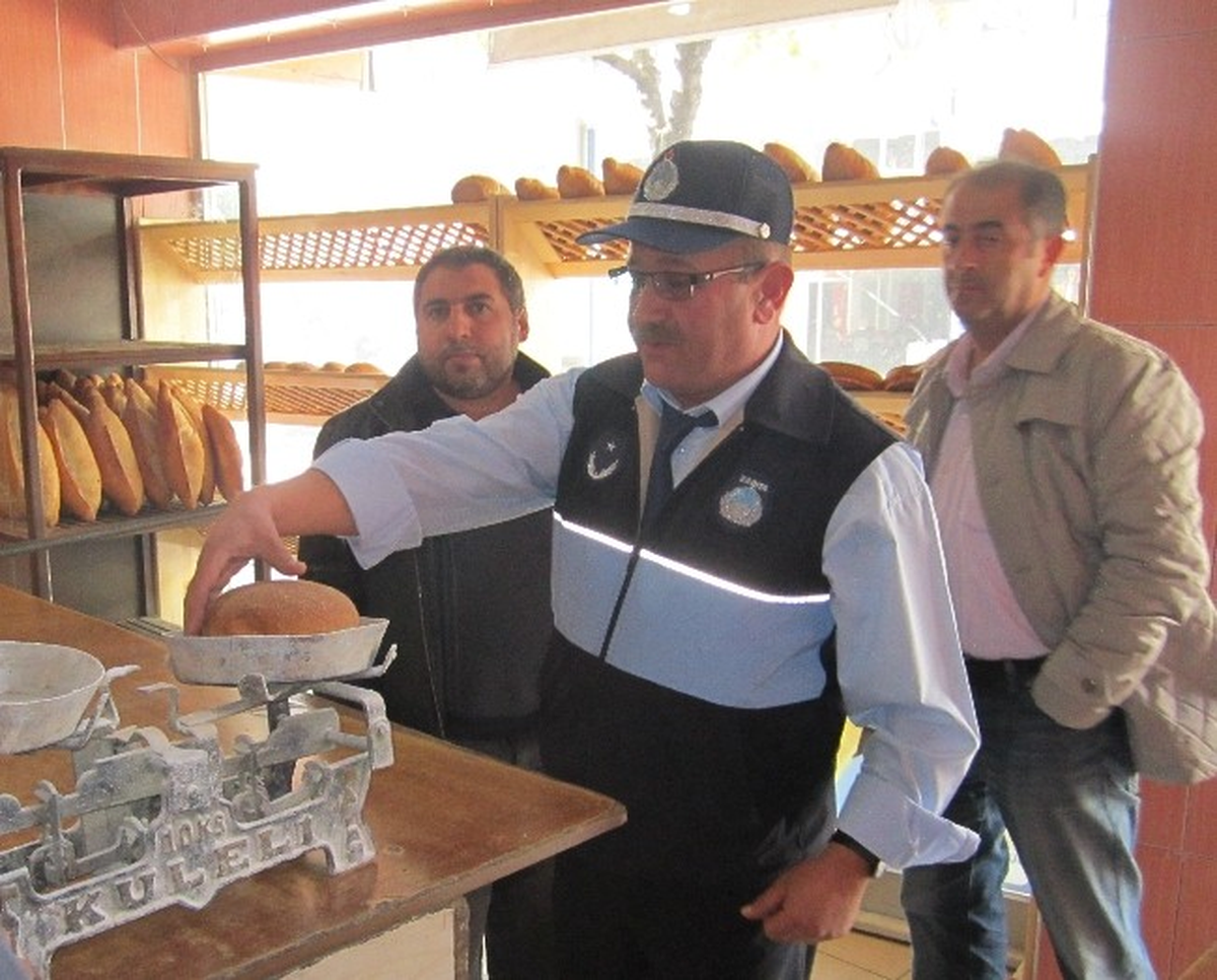Zabıta Fırınları Denetledi 4 Fırına Tutanak Tutuldu