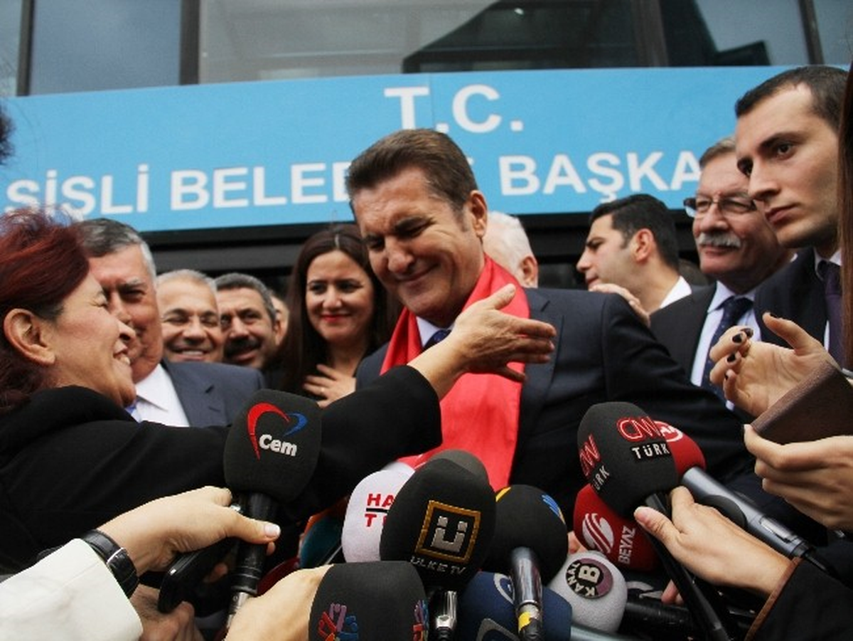 Adnan Keskin\'in Sözleri Sarıgül\'ü Ağlattı