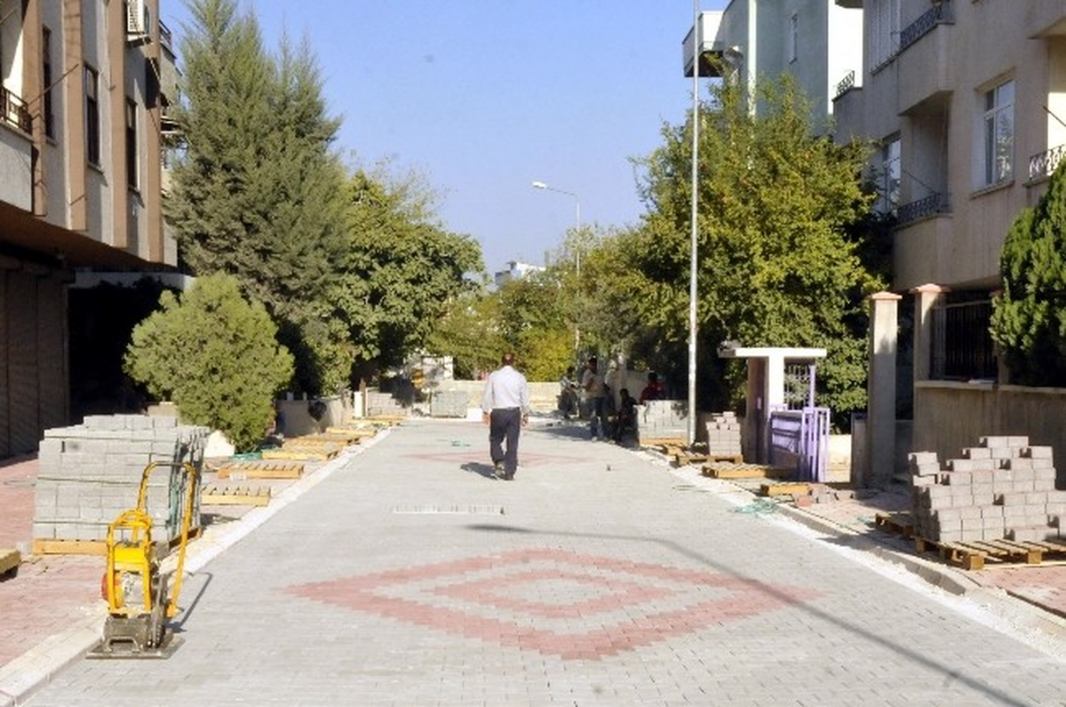 Akdeniz\'de Alt Yapı Çalışmaları Devam Ediyor